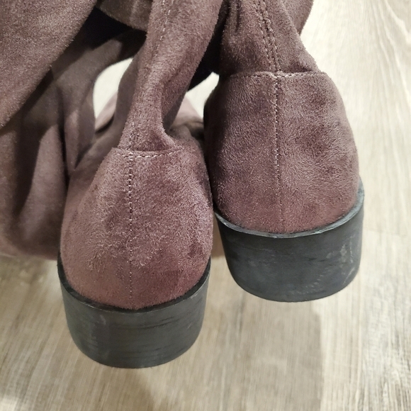 NEW Steve Madden Jody Dark Gray Tigh High Boots - Picture 4 of 6